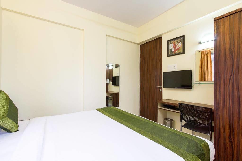 Hotel Treebo Park View Hadapsar Pune Zewnętrze zdjęcie